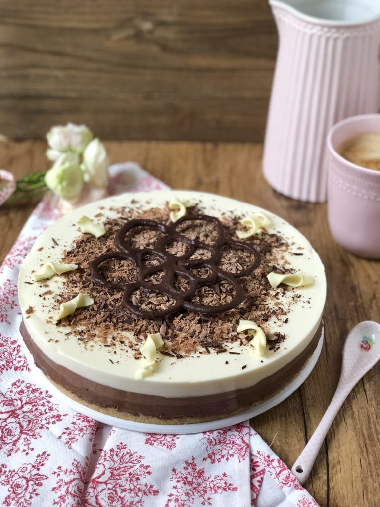 TARTA TRES CHOCOLATES