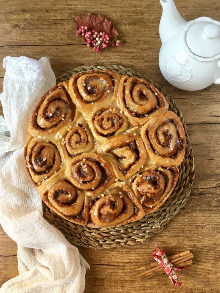 CINNAMON ROLLS CON NUECES
