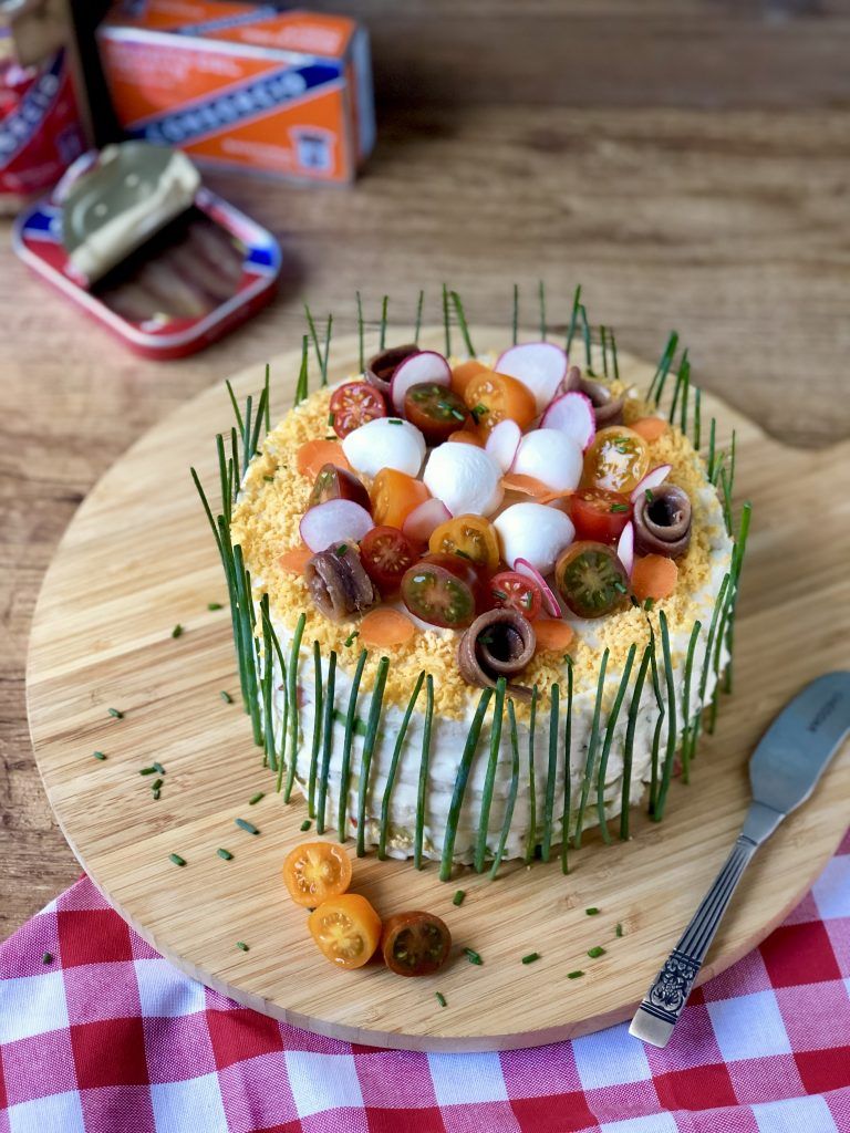 PASTEL FRÍO DE ENSALADILLA DE ATÚN, RECETA FÁCIL Y RÁPIDA