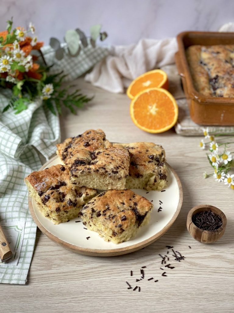 FOCACCIA DE CHOCOLATE Y NARANJA