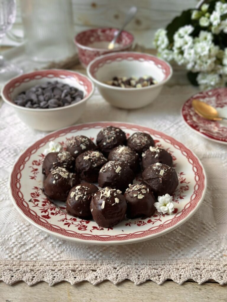 TRUFAS DE CHOCOLATE CON CAFÉ Y COÑAC