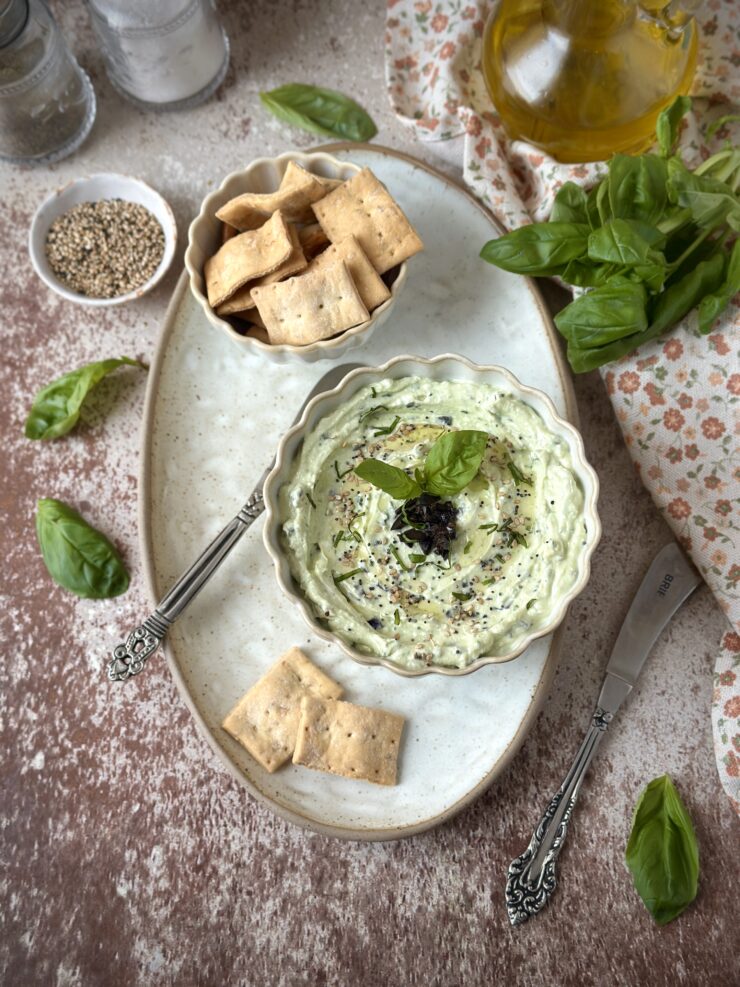 CREMA DE QUESO FETA A LA ALBAHACA