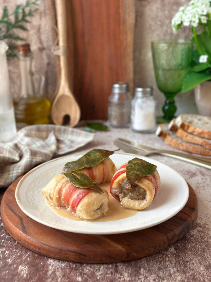 ENVOLTINIS DE CARNE