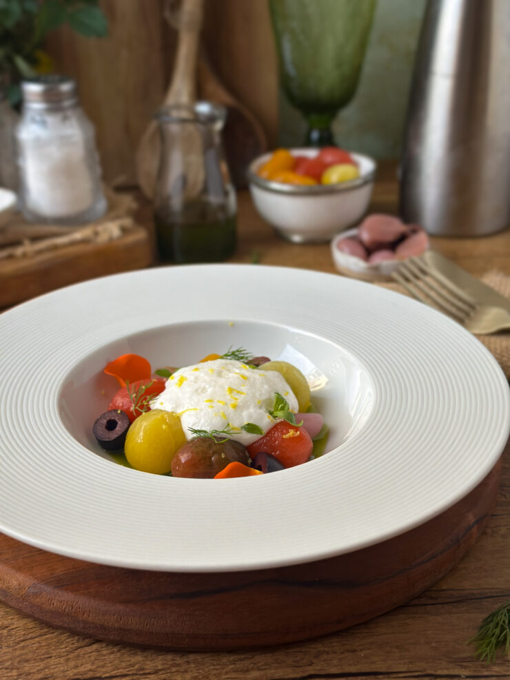 ENSALADA CAPRESE CON ESPUMA DE MOZZARELLA