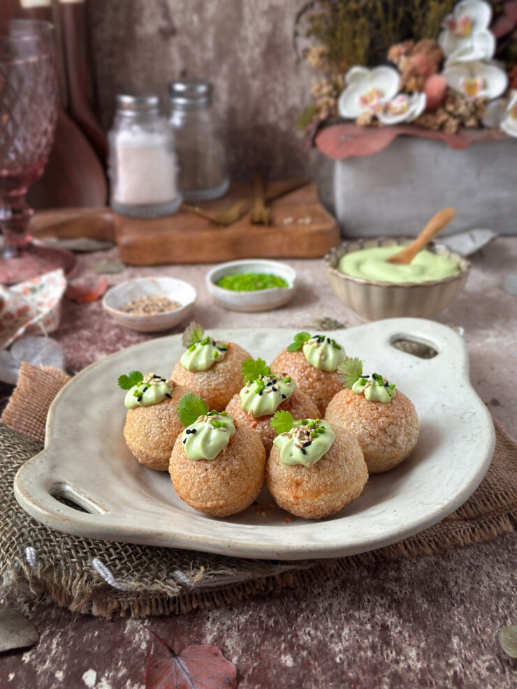 PANIPURI DE COCHINILLA PIBIL Y MAYONESA DE AGUACATE