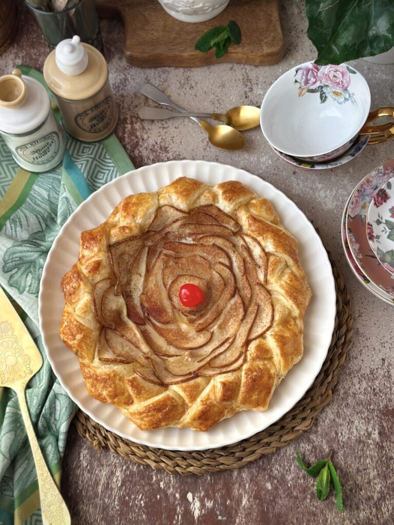 TARTA DE HOJALDRE Y PERA