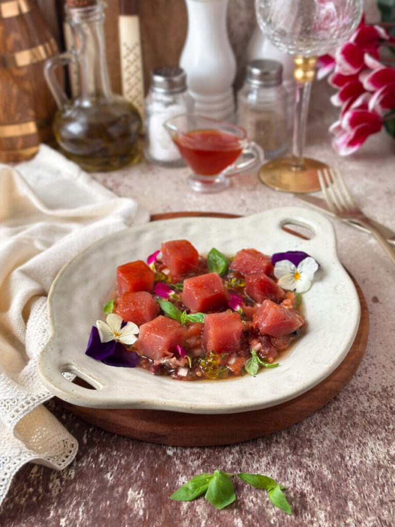 DADITOS DE ATÚN CON CARAMELO DE TOMATE