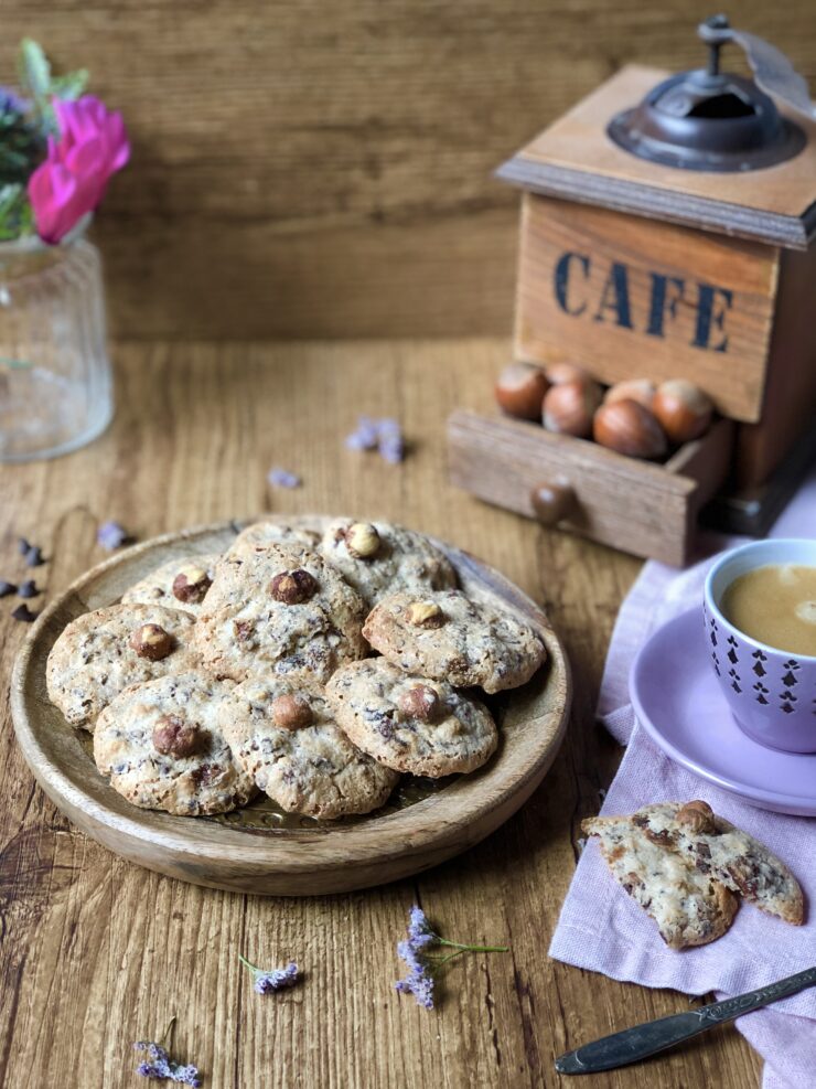 GALLETAS DE AVELLANAS Y CHOCOLATE
