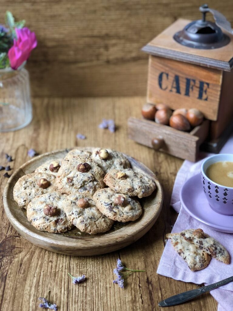 GALLETAS DE AVELLANAS Y CHOCOLATE